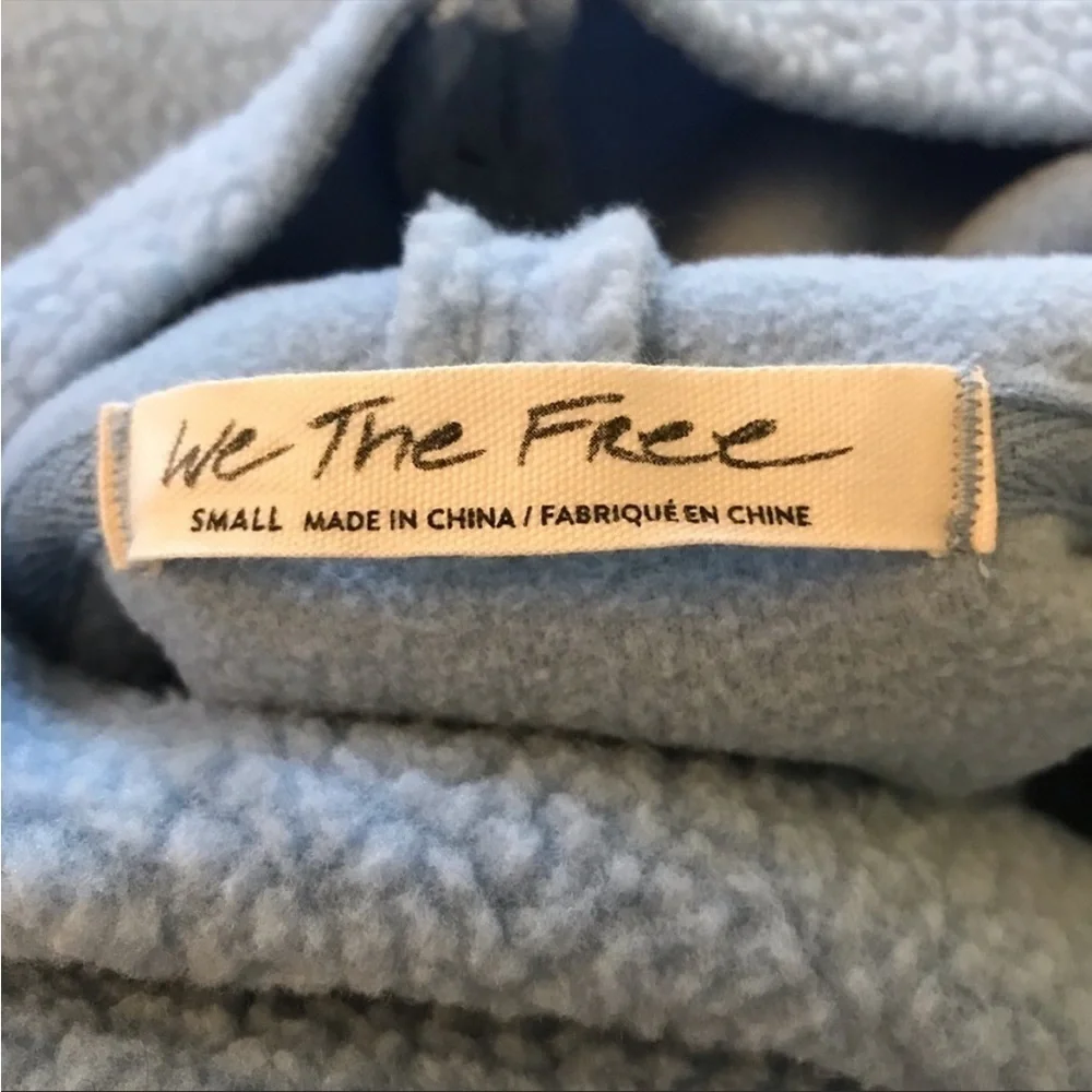New ! Free People Elk Mountain Blue Pullover Sweater 🩵 Small - Picture 8 of 9